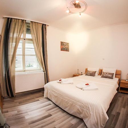 Rooms Eliza Zagreb Rom bilde