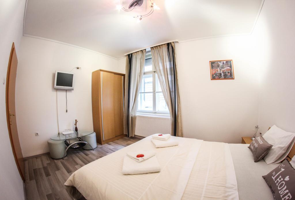Rooms Eliza Zagreb Rom bilde