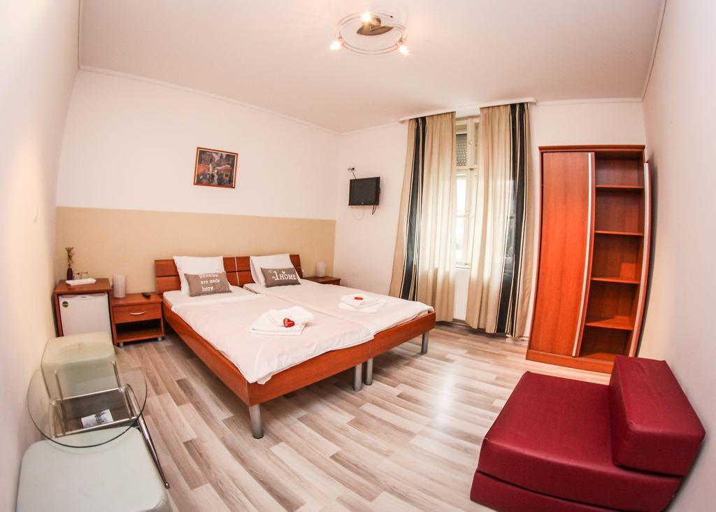 Rooms Eliza Zagreb Rom bilde